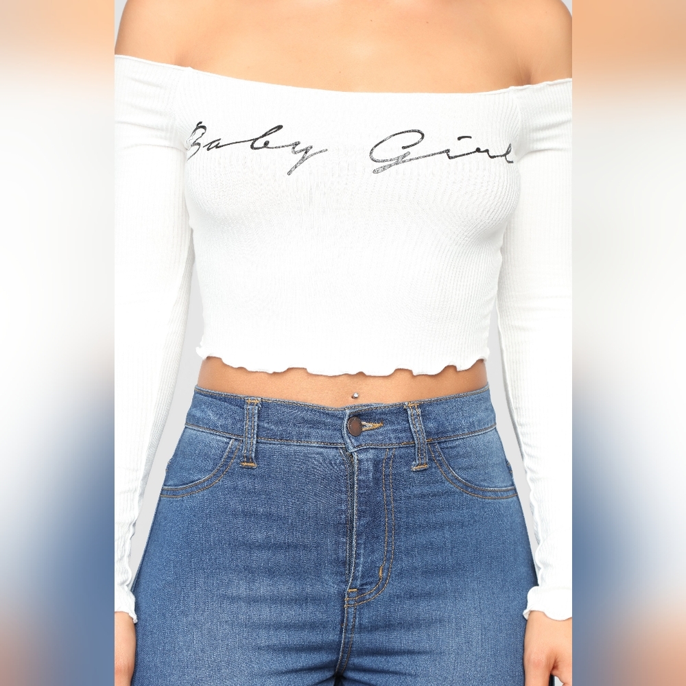 Baby girl off shoulder crop top